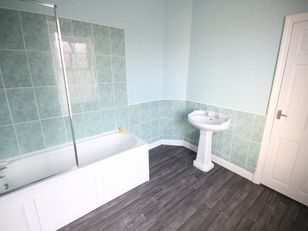 2 bedroom terraced house For Sale in Earby - 2016-05-24 09.02.49.jpg
